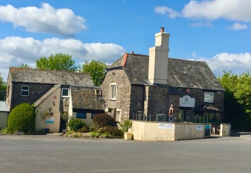 L1987 : OUTSTANDING 17TH CENTURY COUNTRY FREEHOUSE & RESTAURANT